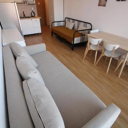 Sunny Day 6 - Menada *